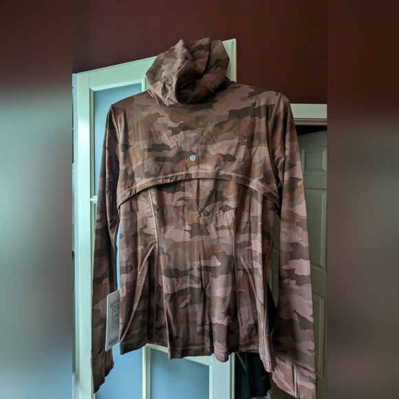 Lululemon Hooded Define Jacket *Sz 10* - Picture 3 of 5